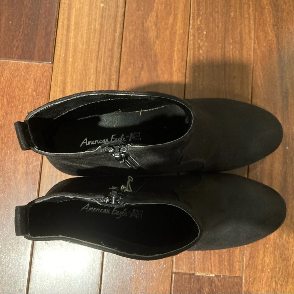 NWOT American Eagle Black Ankle Boots Booties Faux Suede 2.5 inch Heel Size 8.5 - Picture 12 of 13